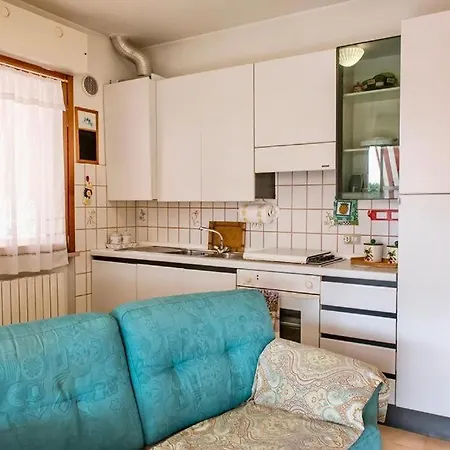 Apartment S273 - Sirolo, Comodo Trilocale Con Aria Condizionata Sirolo