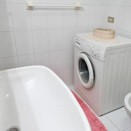 S273 - Sirolo, Comodo Trilocale Con Aria Condizionata *
